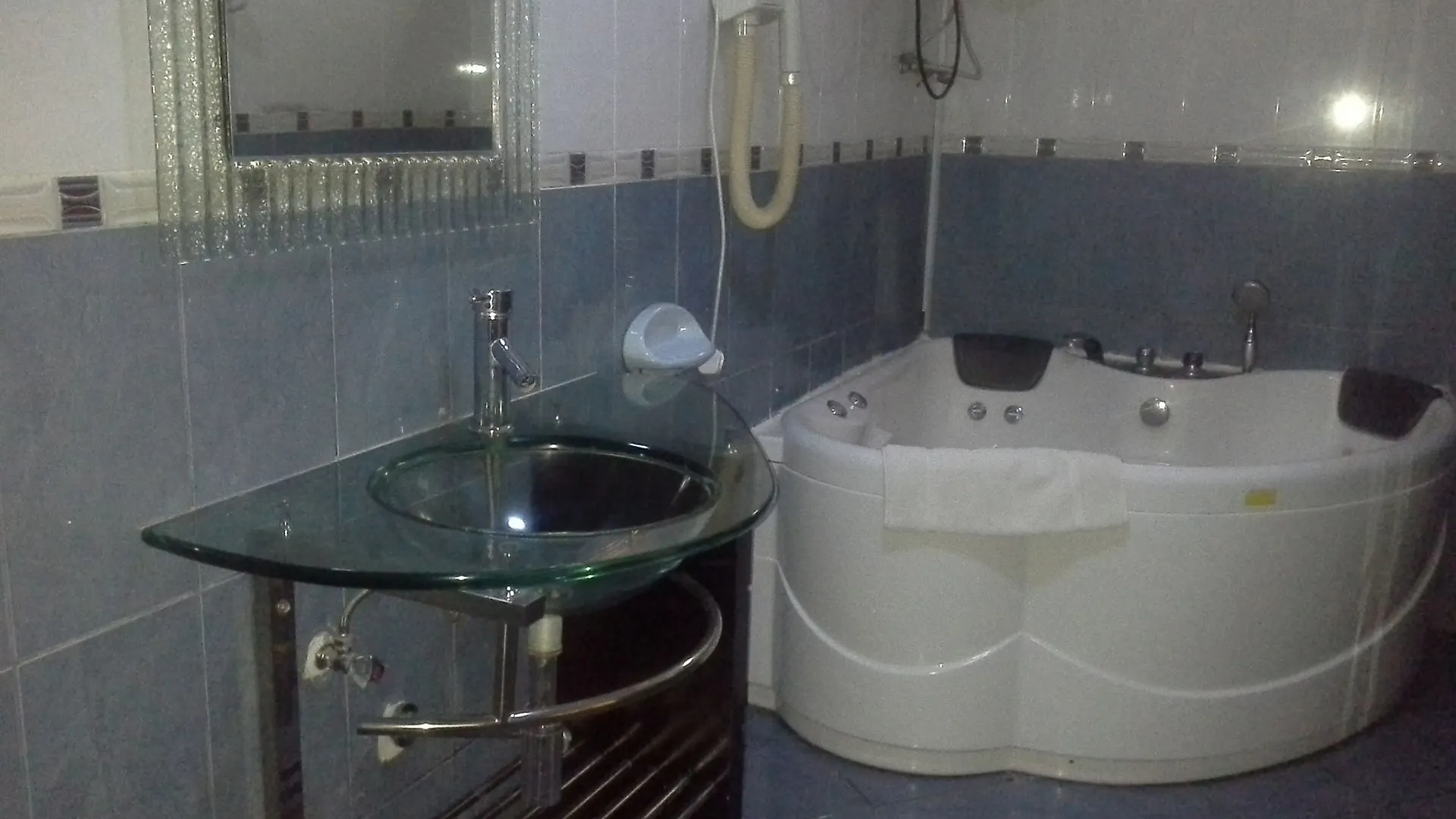 ****  Crown Hotel Addis Ababa Ethiopia